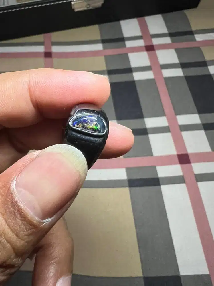 Cincin kalimaya kristal