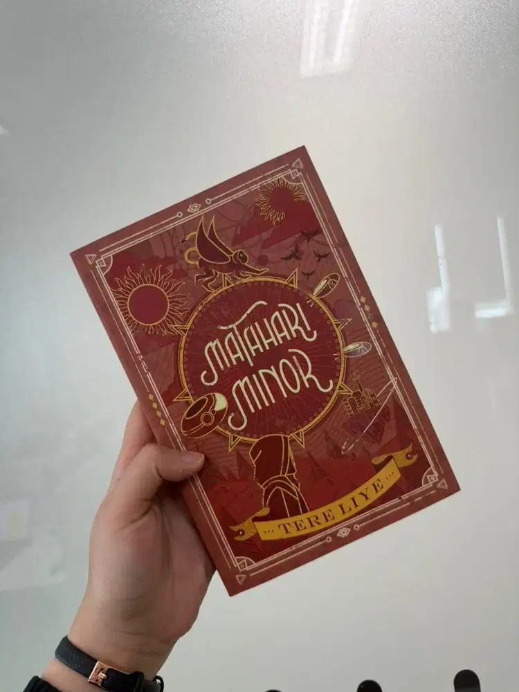Buku Tereliye Matahari Minor
