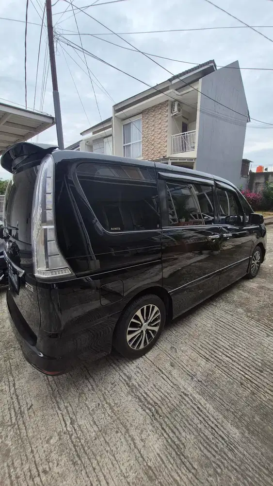Nissan Serena 2015 Bensin