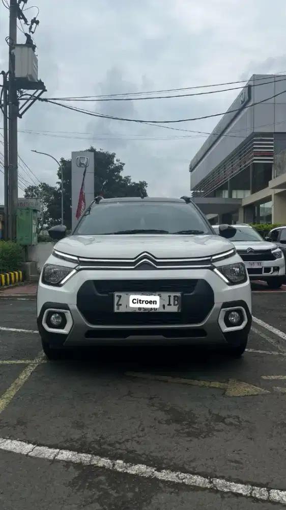 Mobil City Car Low KM