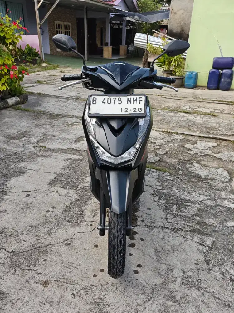 Jual Beat Deluxe 110cc 2023 mesin halus