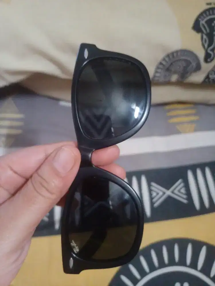 kaca mata original merk RayBon