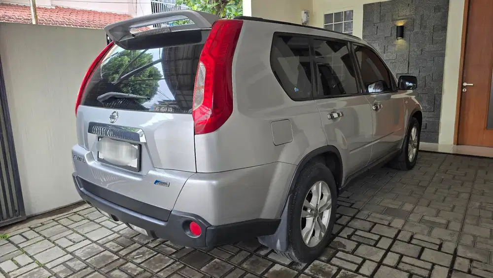 Nissan X-Trail 2011 Bensin
