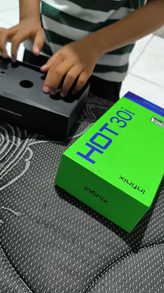 Infonix hot 30i. Ram 8/128gb