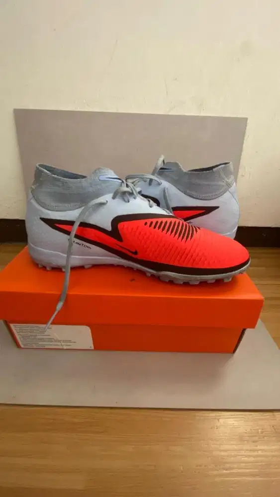 Nike Phantom 6 High Academy Turf