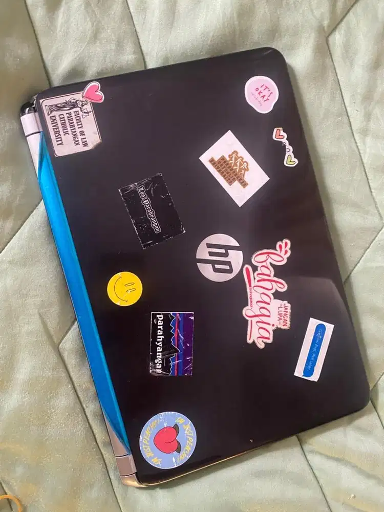 Laptop hp papilon window 7