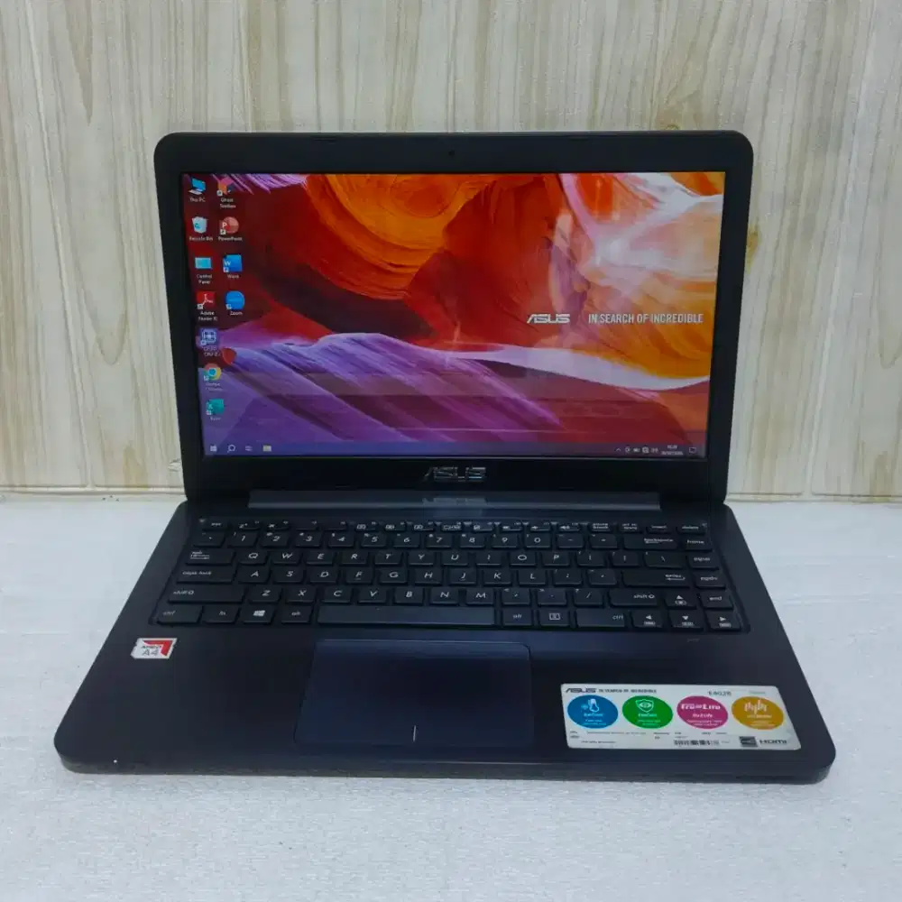 Asus E402 14inch slim AMD-A4 gen9 Ram4GB/hdd500GB bogor