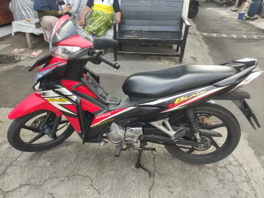 Honda Blade 2013