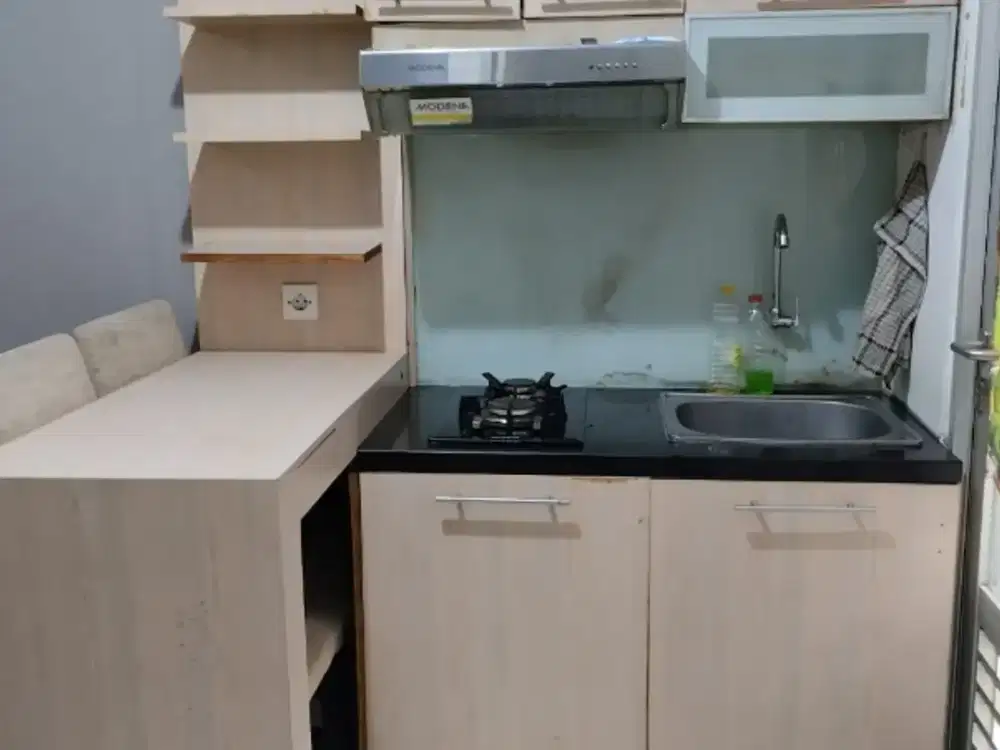 Dijual  Apartemen 2BR Semi Furnish di Kelapa Gading