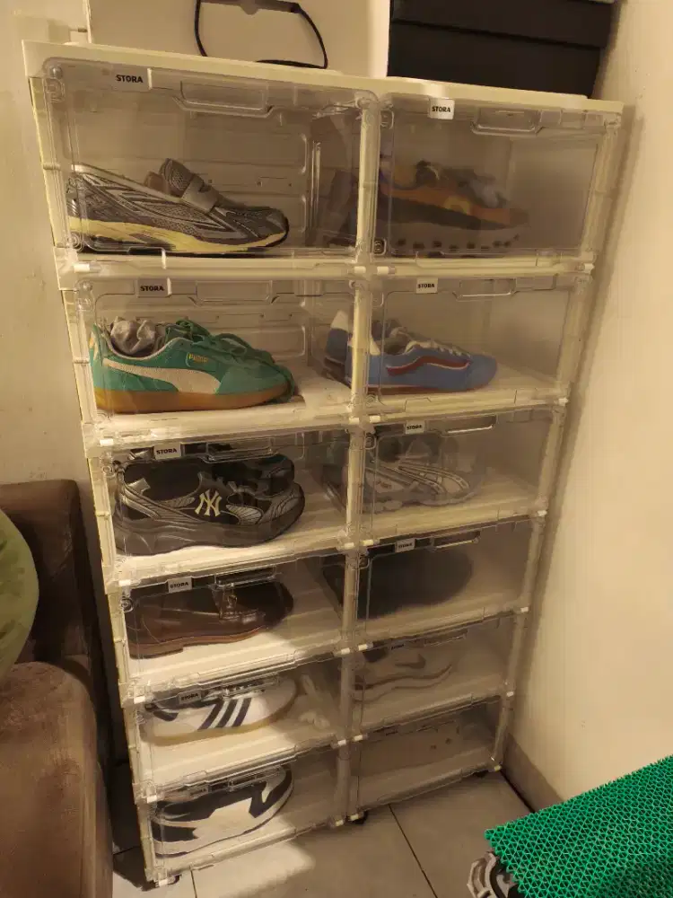 Lemari sepatu akyrlic stora 12 kotak