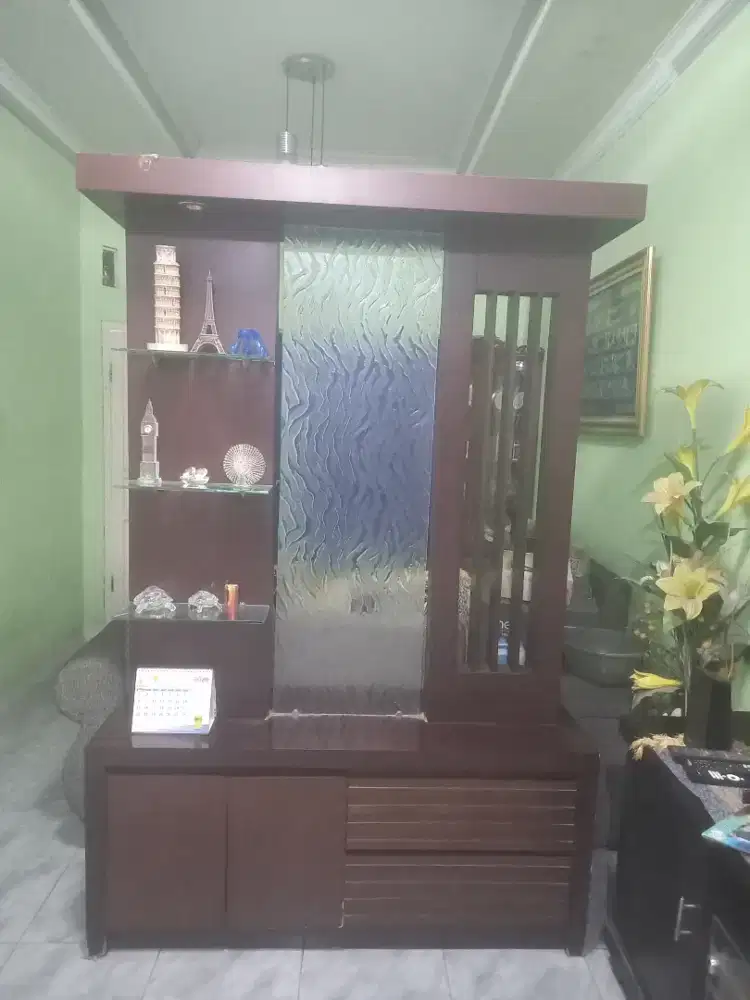 Pemisah ruangan dalam rumah