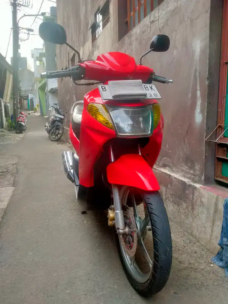 Nouvo lele merah 2004