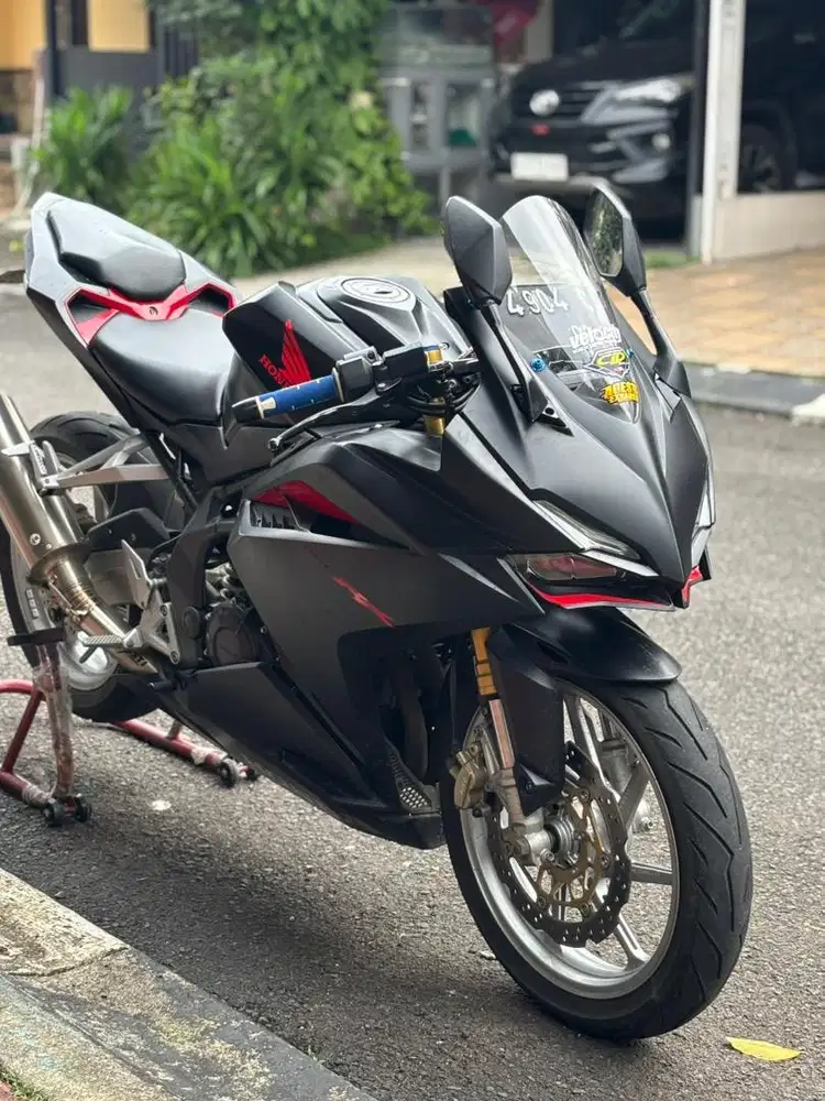 CBR 250 RR Thn 2016 Black Doff