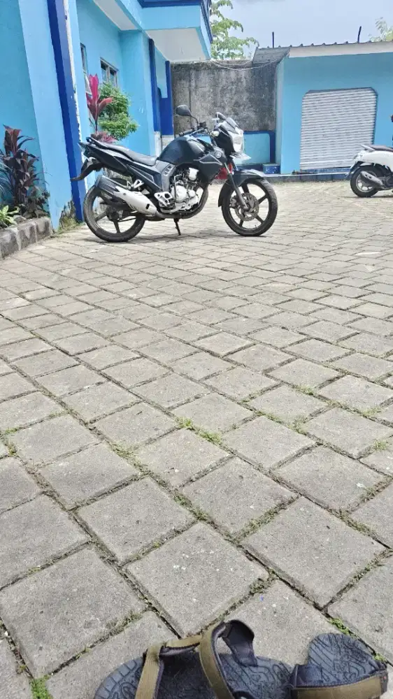 Jual motor scorpio Z 225 cc