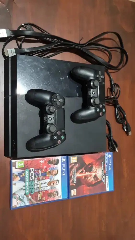 DIJUAL CEPAT PS 4 FAT 500GB
