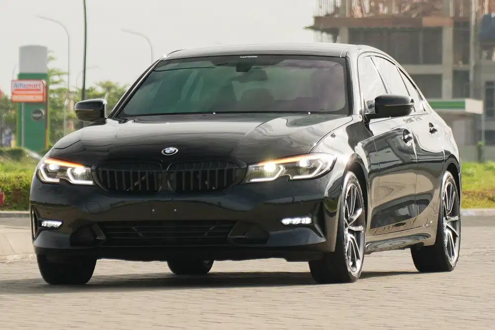 Rasa Baru 10K odo! BMW 320i Sport 2021 Black Laser Light!