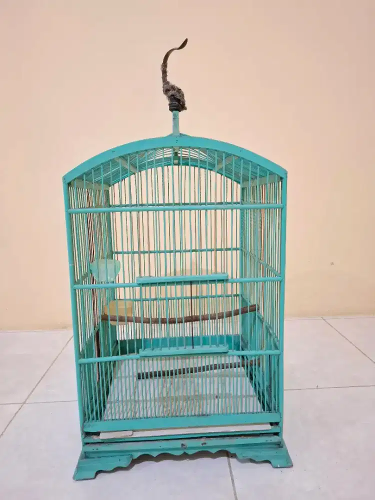 Sangkar burung bekas