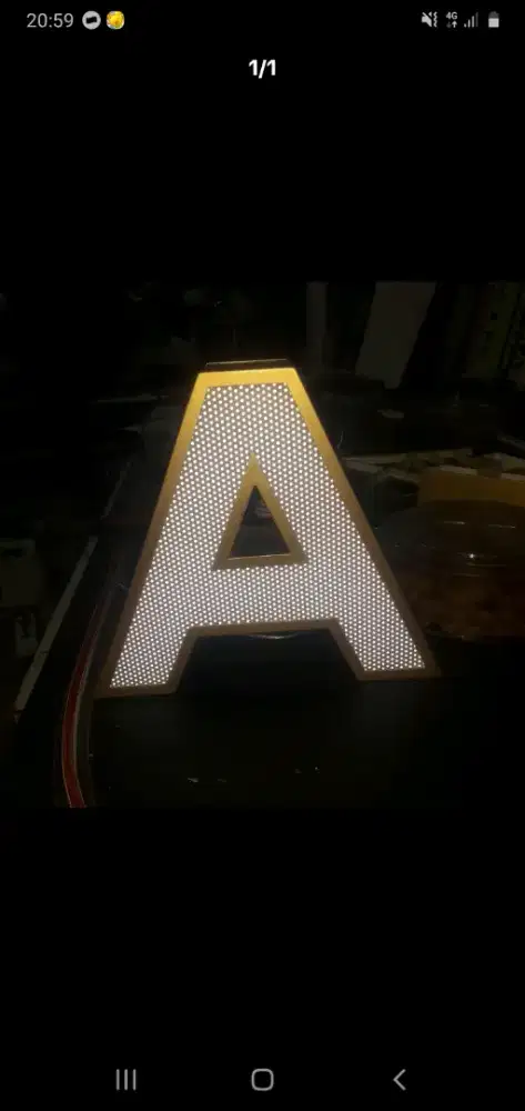 Huruf timbul akrilik galvanis dengan lampu atau tidak pakai pampu