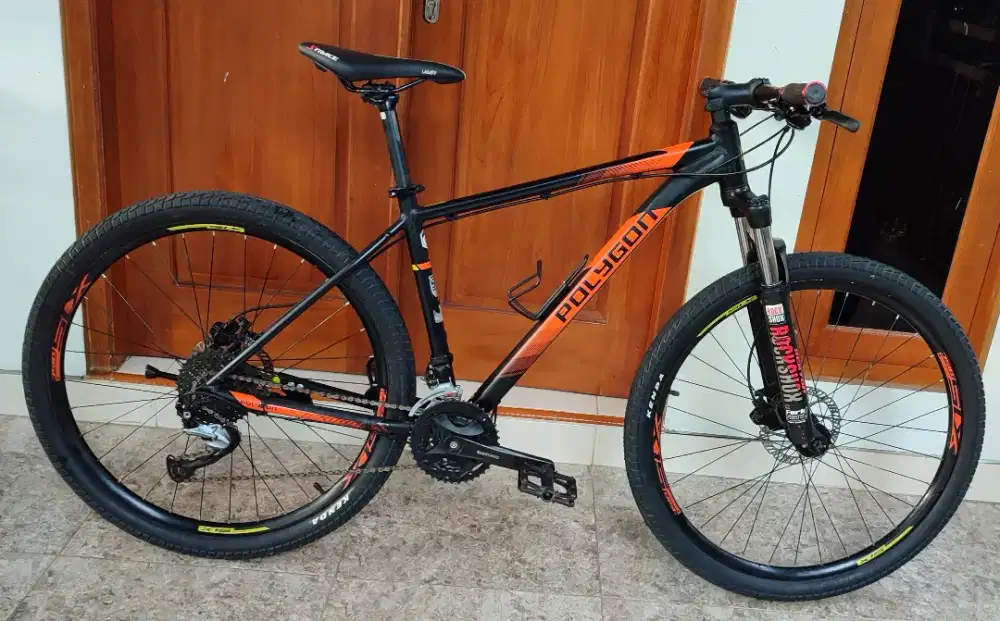 Polygon Premier 5 size M alloy ring 27.5 BEKAS