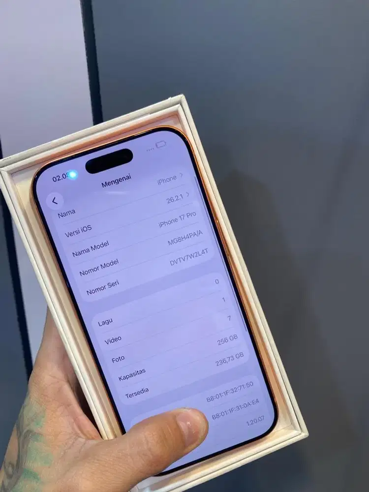 17 pro 256 ibox bh 100% garansi panjang