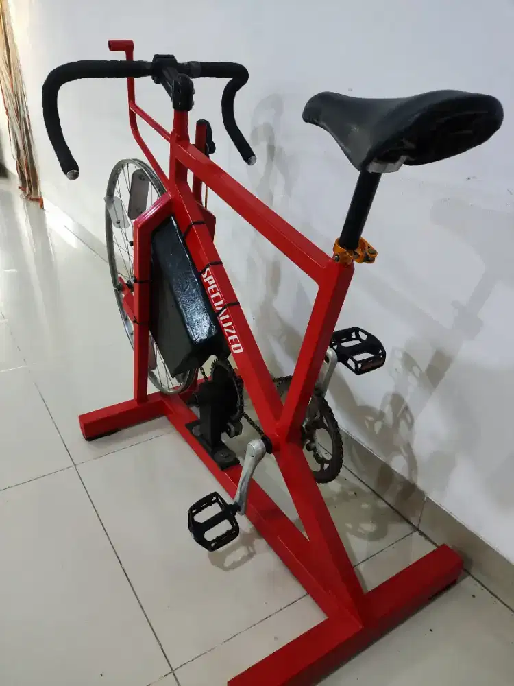 MURAH! Sepeda Statis Terawat - Olahraga di Rumah Jadi Simpel