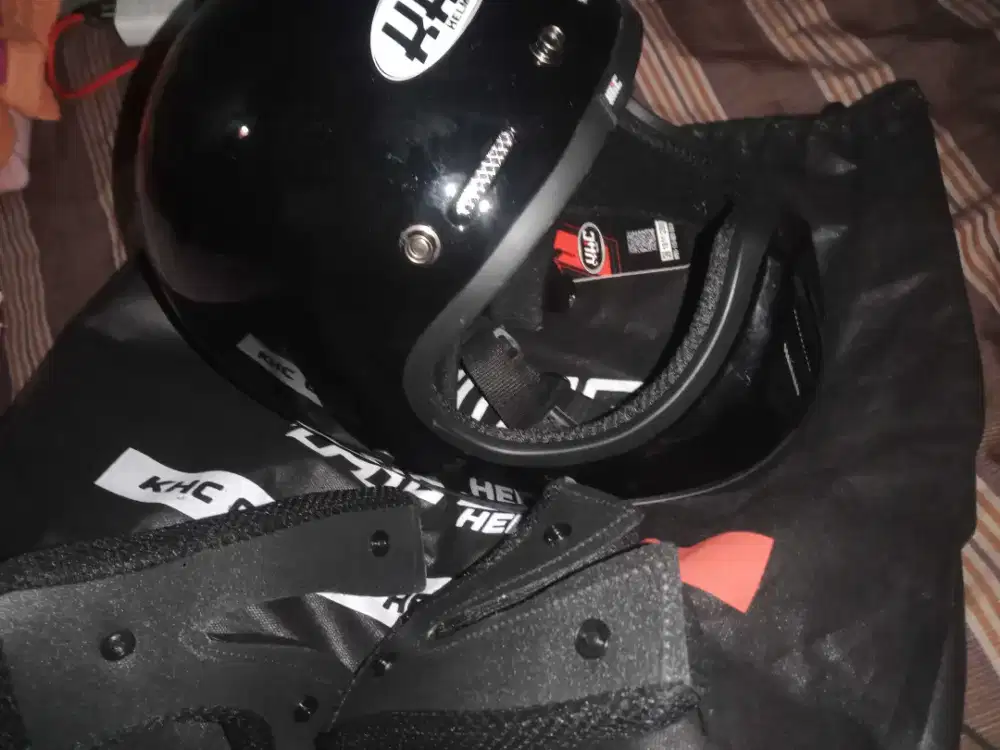 Helm khc model retro