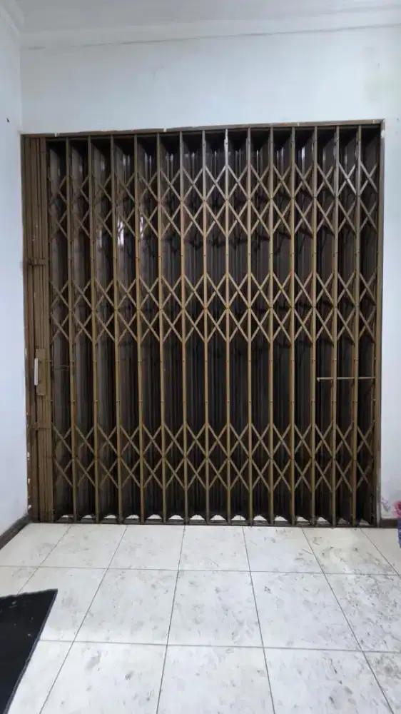 Folding Gate Aluminium YKK ori ukuran 246x272,