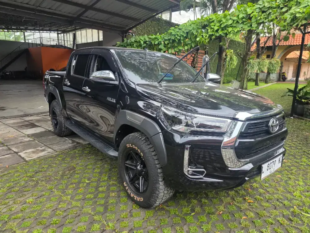 Hilux v 2020 new model
