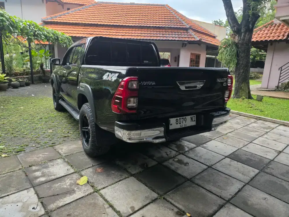 Hilux v 2020 new model