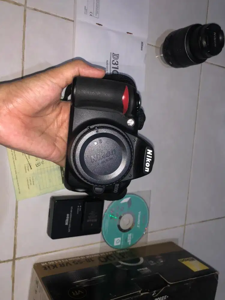 Jual kamera DSLR NIKON D3100