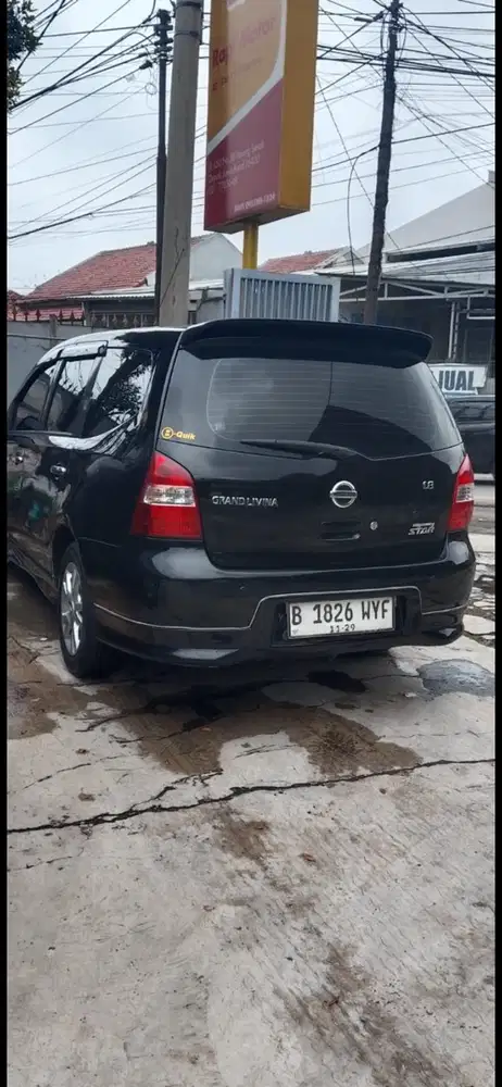 Nissan Grand livina 2013 Bensin