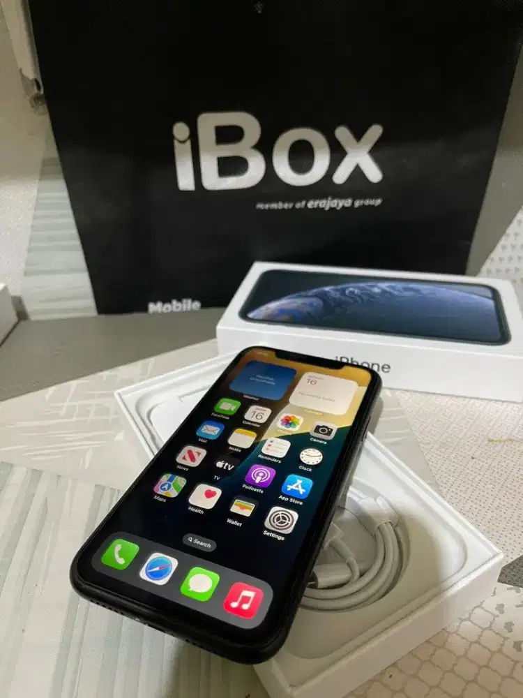 iPhone XR iBox Nominus