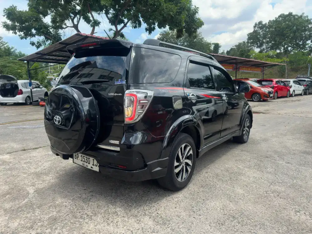 TOYOTA RUSH TRD SPORTIFO AUTOMETIC TANGAN PERTAMA PAJAK HIDUP ACDINGIN