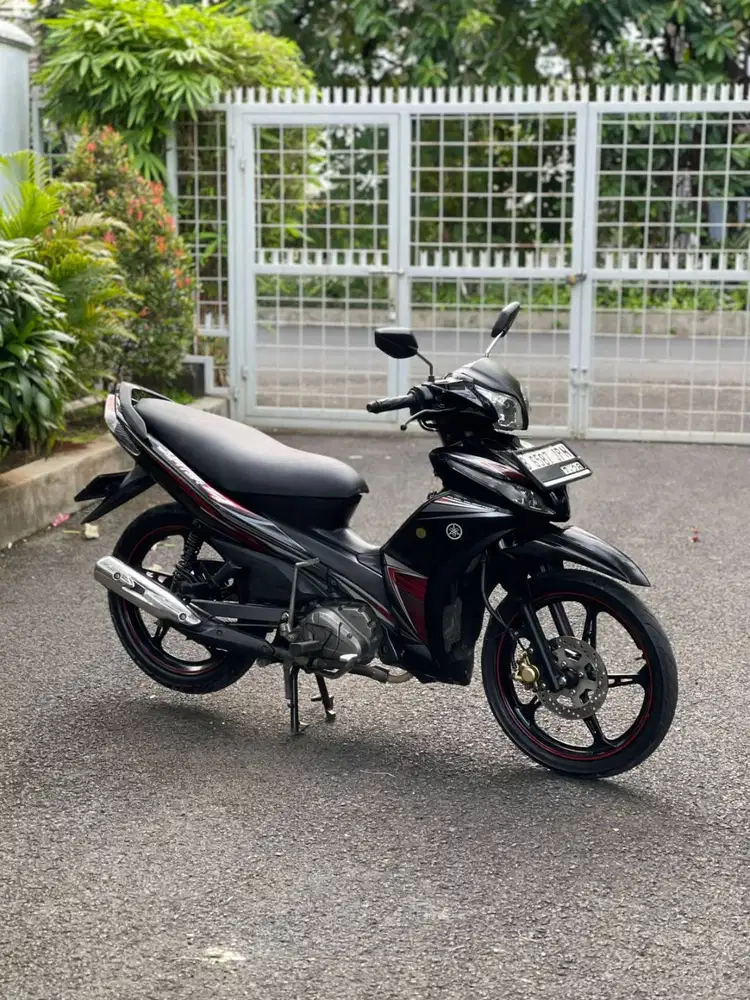 YAMAHA JUPITER Z1 2013