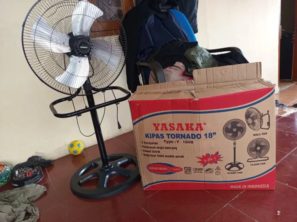 Kipas angin yasaka tornado 18