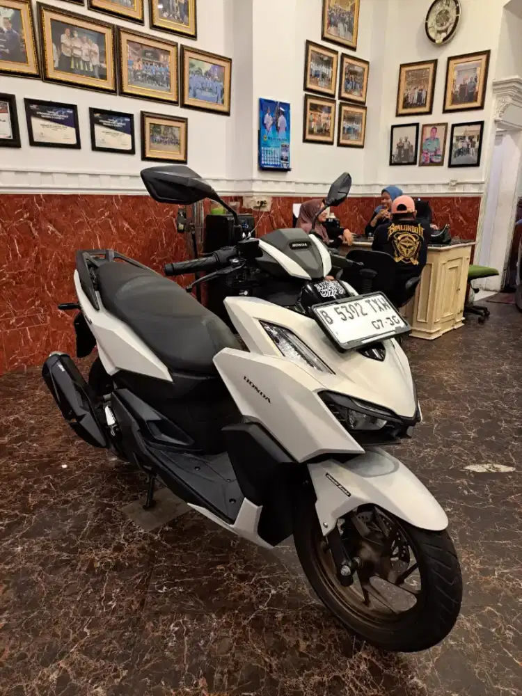 DP 1JUTA VARIO 160 ABS TH 2025 MESIN HALUS GARANSI 1BULAN GRATIS OLI