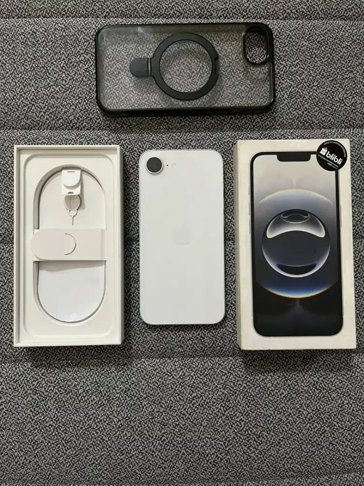 Iphone 16e 128gb white garansi on resmi ibox gdn blibli