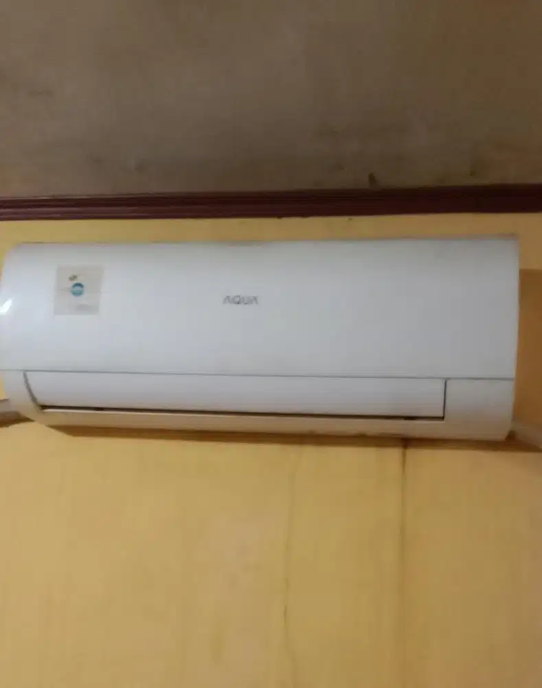 Dijual AC Aqua 1 PK Seken.