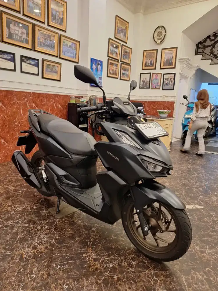 DP 1.5JT VARIO 160CBS TH 2025 LIKE NEW TERIMA TUKARTAMBAH CASH KREDIT