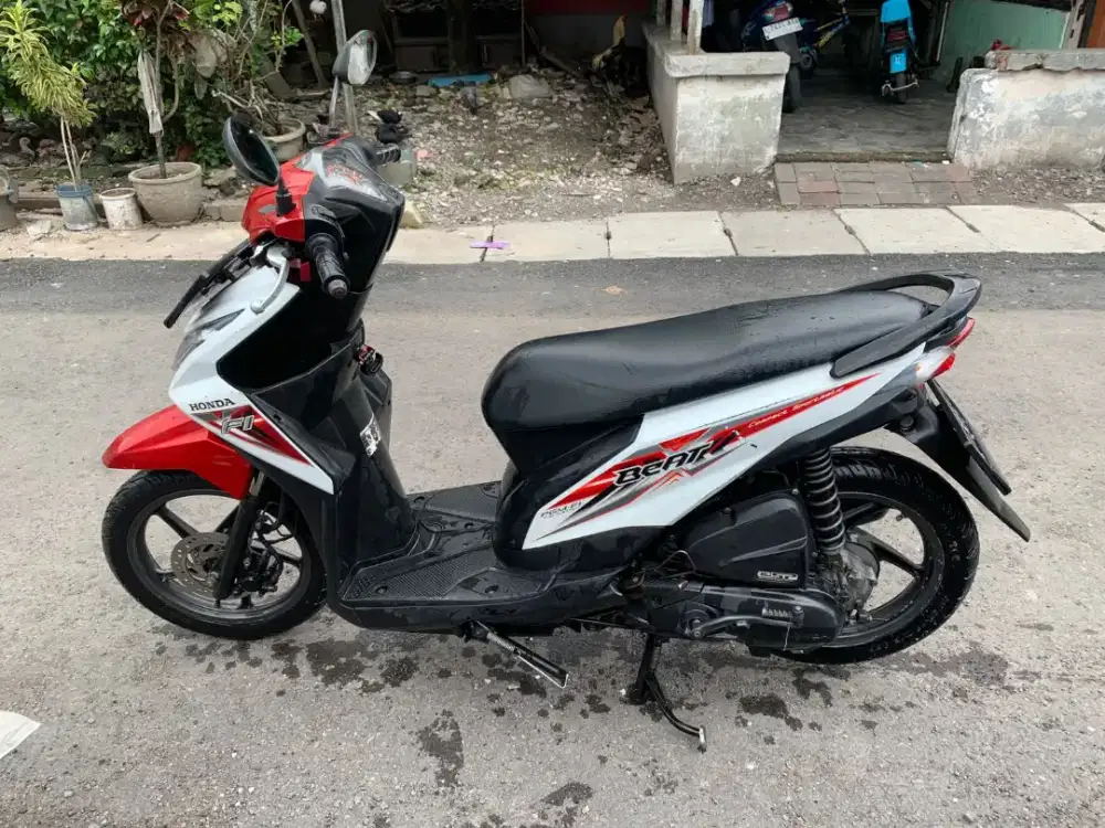 Honda Beat 2016 - Plat L - Terawat - Siap Pakai