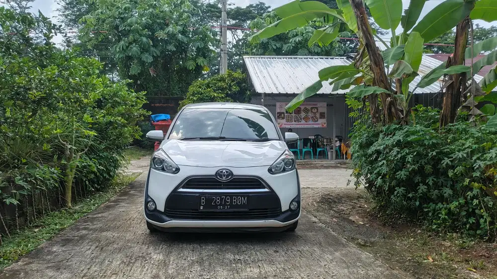 Toyota Sienta V 2017 AT Matic Ganjil