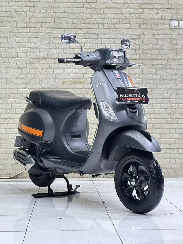 Piagio Vespa s125