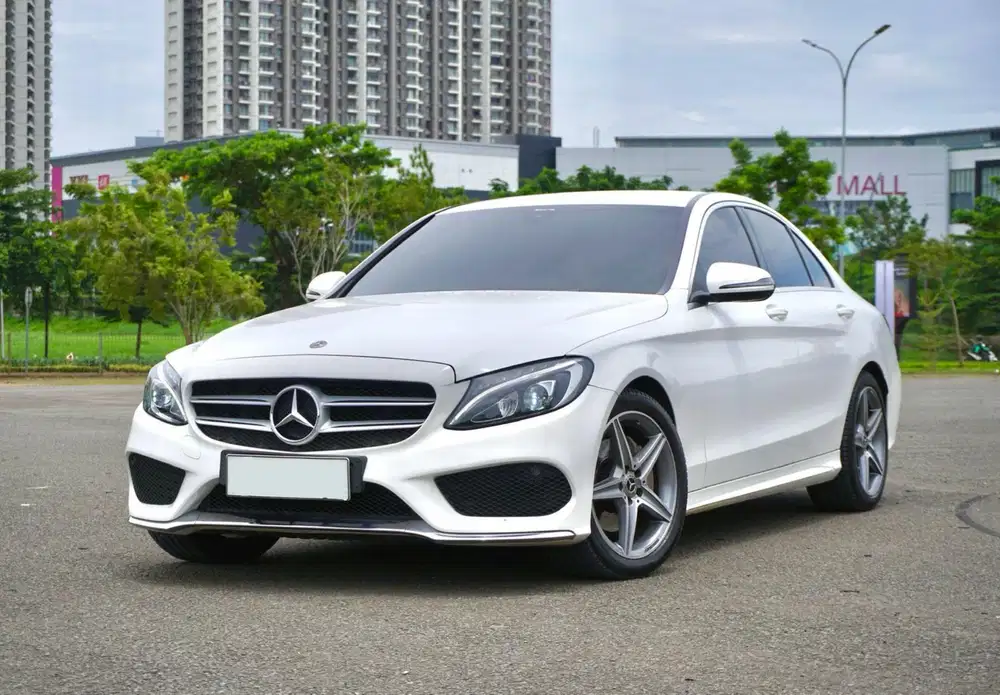 Mercedes Benz C200
W205 AMG 2018