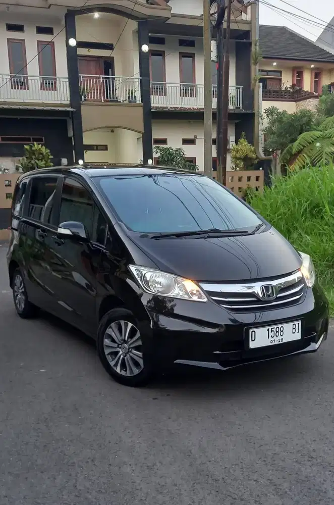Facelift!!! Honda Freed 1.5 PSD Tahun 2012