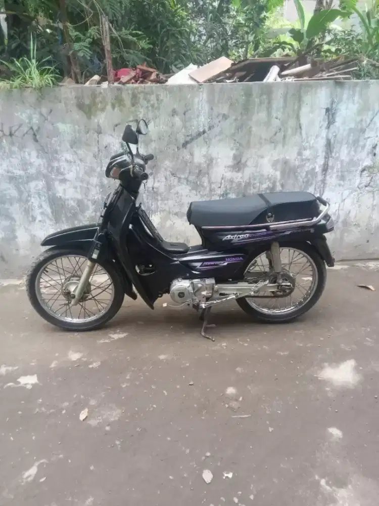 Di jual astrea grand
