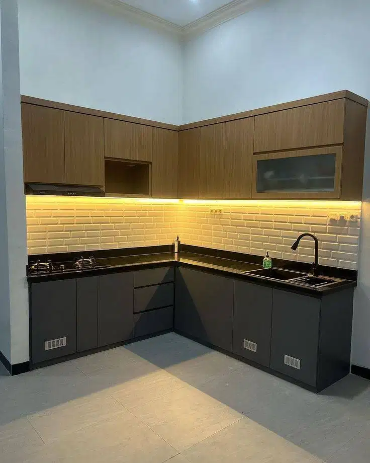 Custom Interior Kitchen Set, Backdrop TV, Lemari, Wardrobe, Kitchenset