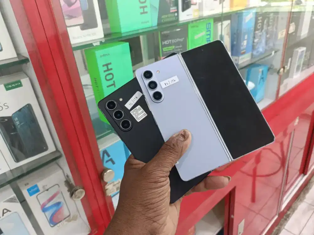 Samaung Z fokd 5 12/1000gb mlus lengkap