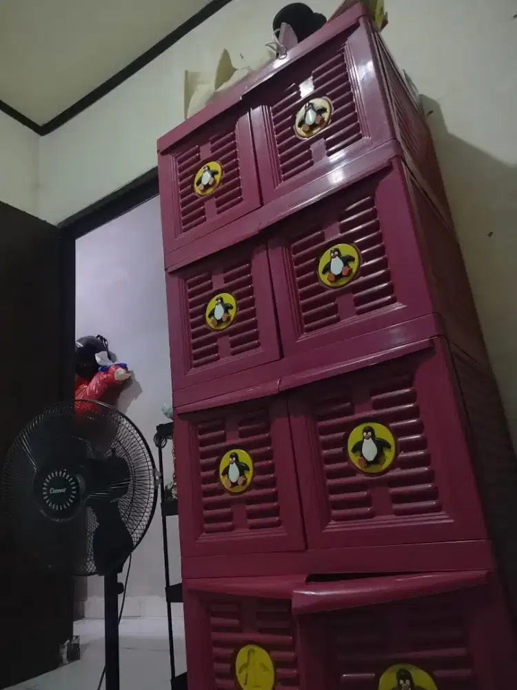 Lemari 4 susun napolly jumbo bukan yang kecil