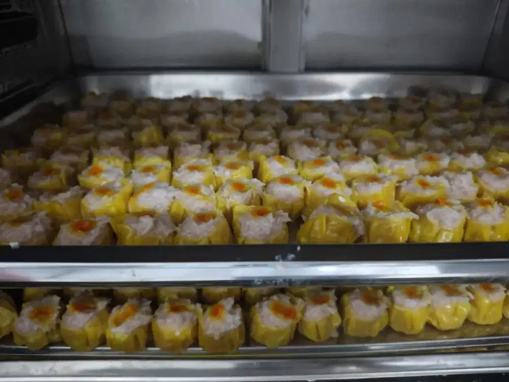 Pembuat dimsum siomay