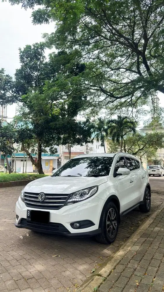 LOW KM - DFSK 580 1.8 Luxury Tertinggi